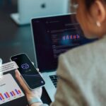 L&rsquo;IA pourrait générer des emplois peu qualifiés au détriment de la productivité.