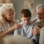 Trois phrases à éviter lorsque les enfants refusent de rendre visite à leurs grands-parents