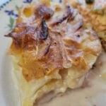 Gratin dauphinois : une spécialité française au cœur des débats culinaires actuels.