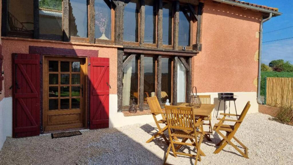 Gîte et Chambre d’Hôtes « aux Charlots » : Accueil de touristes en pleine nature dans le Gers