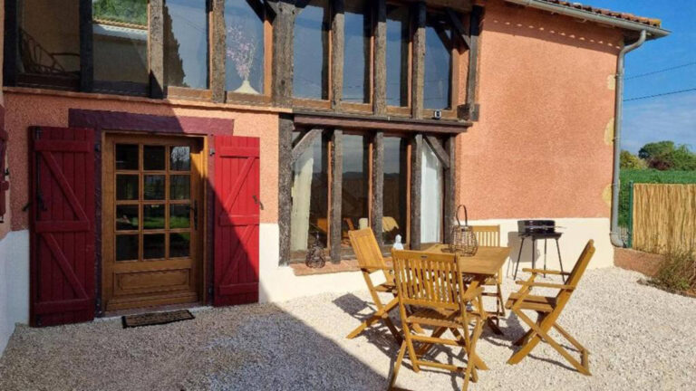 Gîte et Chambre d’Hôtes « aux Charlots » : Accueil de touristes en pleine nature dans le Gers