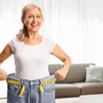 Une étude révèle qu&rsquo;un entraînement spécifique aide les seniors à perdre de la graisse sans perdre de muscle.