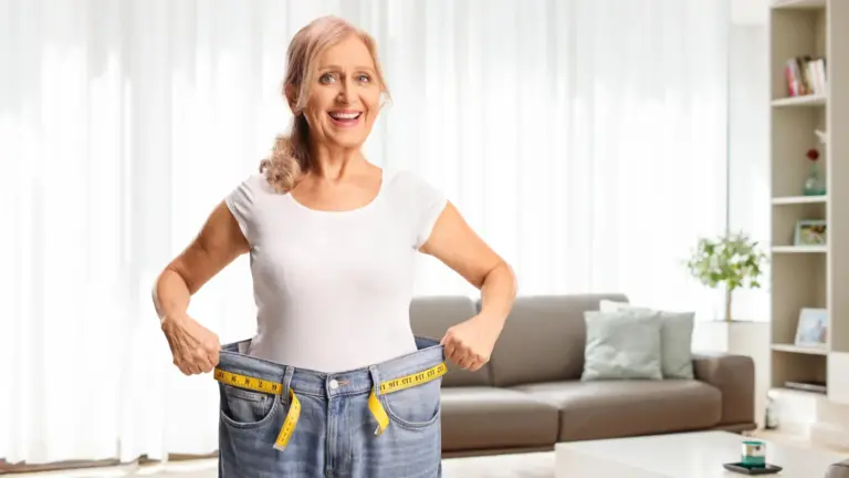 Une étude révèle qu’un entraînement spécifique aide les seniors à perdre de la graisse sans perdre de muscle.