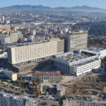 Bébé de 18 mois retrouvé inconscient dans une voiture à Marseille meurt à l&rsquo;hôpital