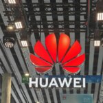 Huawei présente la loi Tau pour ses puces Kirin face aux sanctions américaines.