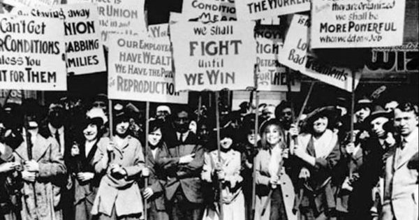 Les origines ouvrières du 8 mars et leur influence sur les luttes sociales actuelles.