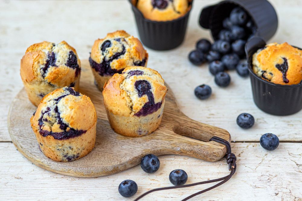 Muffins aux myrtilles préparés à l’air fryer : une méthode de cuisson en plein essor dans les cuisines américaines