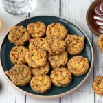 Sablés apéro au cheddar et oignons frits : une recette populaire en France.