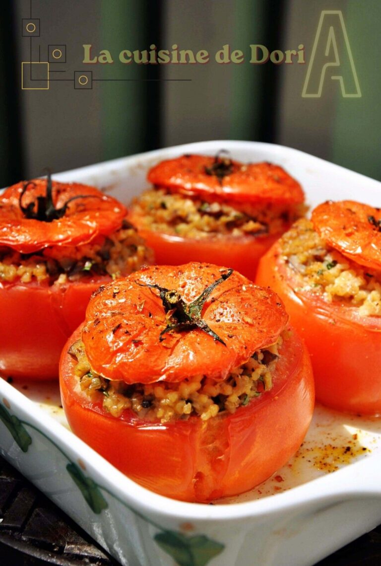 Tomates farçies au boulgour et duxelles de champignons : recette de saison en France