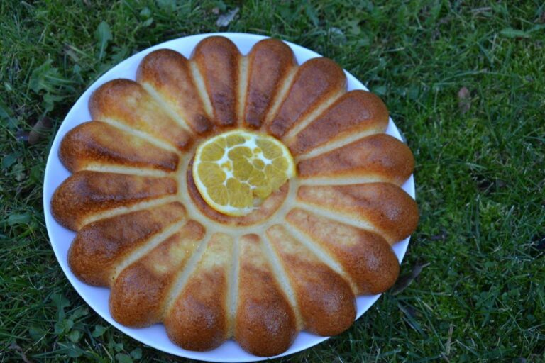 Gâteau à l’orange : une recette traditionnelle revisitée par KANISSETTE.