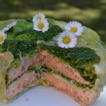 Chou farci au saumon : une recette saine plébiscitée par des nutritionnistes en France