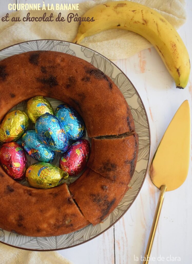Couronne de Pâques à la banane et au chocolat : une tradition revisitée en pâtisserie artisanale
