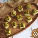Bouchées feuilletées aux pétoncles et pesto : une recette simple pour les événements culinaires.