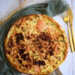 Quiche aux poivrons et au saumon fumé : une recette simple pour les repas d&rsquo;été.