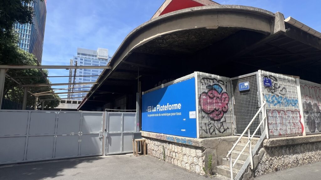 Perquisition de l’école du numérique La Plateforme dans une enquête financière.