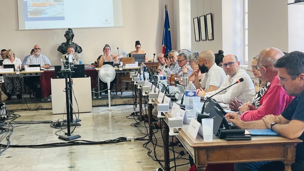 Bergerac : le Conseil municipal débat d’un déficit de 3 millions d’euros.