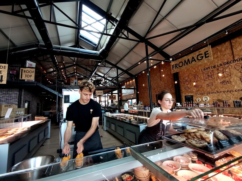 Succès des Halles de Créon : trois ans de pérennité pour ce marché local.