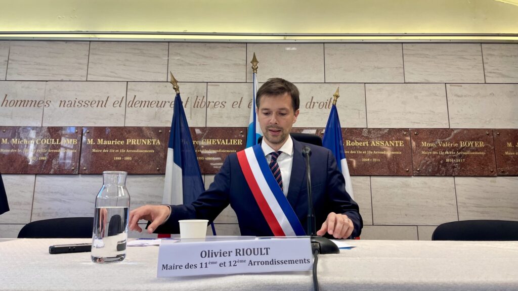 La mairie RN des 11/12 met à disposition ses locaux pour une association féministe.