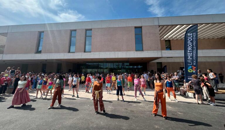 Inauguration de la médiathèque métropolitaine René Char à Istres par la métropole.
