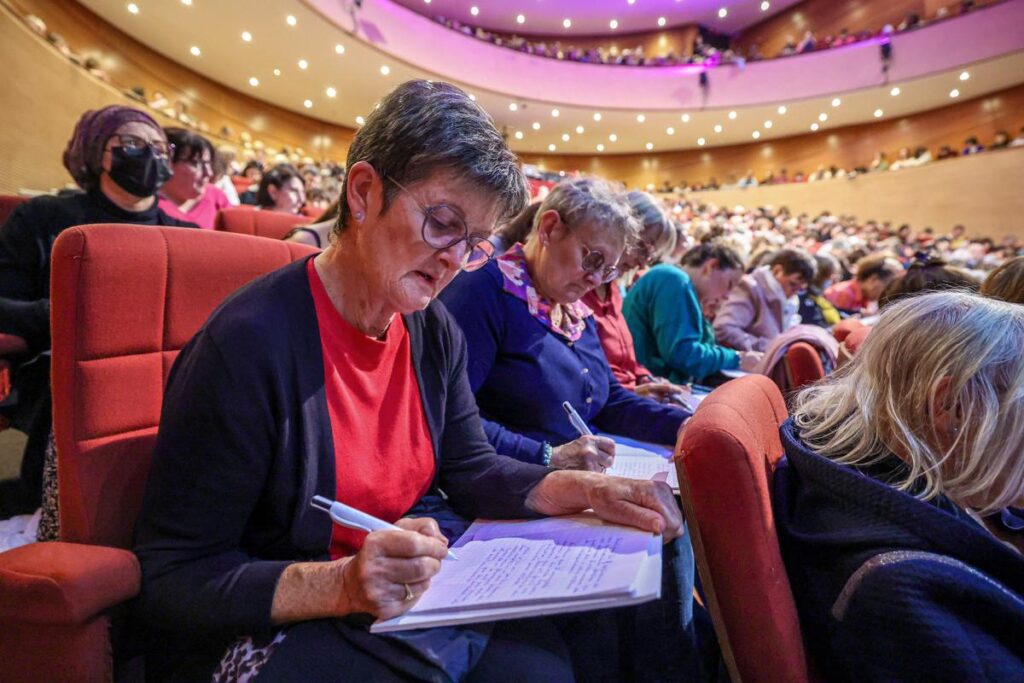 Inscription ouverte pour la Grande dictée d’Angoulême, organisée par la Ville.