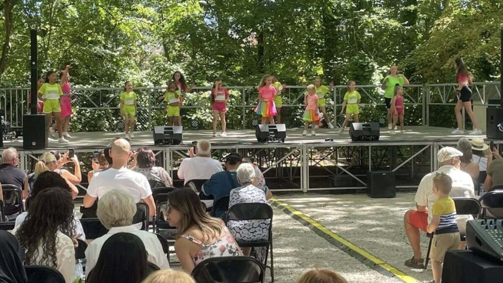 Clap de fin de saison pour la Maison pour tous de Vitrolles avec des activités variées.