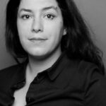 Marjane Satrapi, créatrice de Persepolis, annonce son départ à 56 ans.