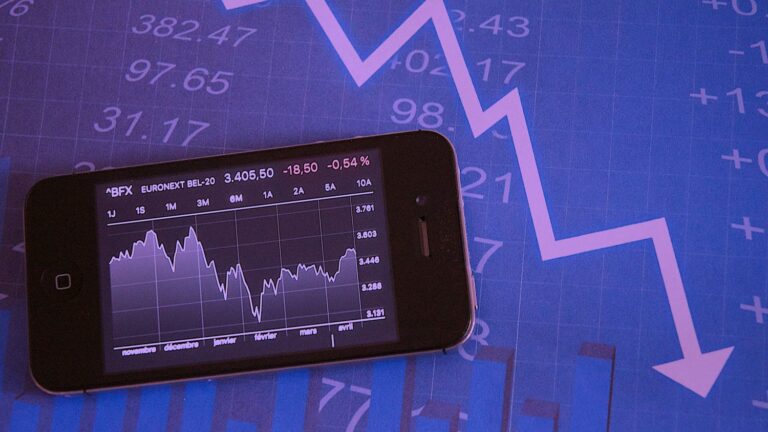 Les marchés financiers réagissent aux tensions liées à la guerre au Moyen-Orient.