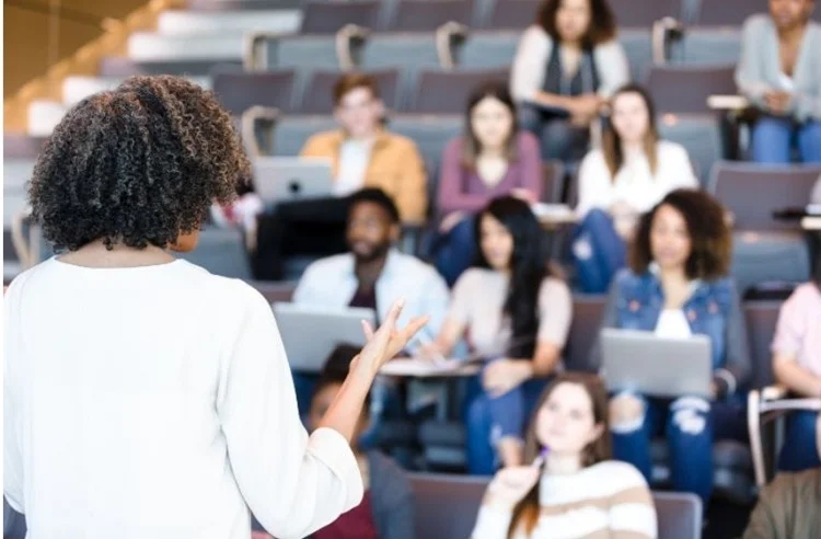 Mon Master 2026 : 20 vœux disponibles en phase complémentaire pour les candidats.