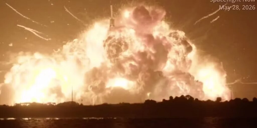 Explosion de la fusée New Glenn de Blue Origin sur le pas de tir en Floride.