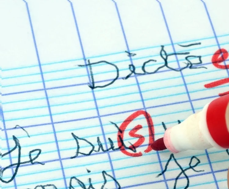 Orthographe : stratégies pour améliorer ses compétences avant le bac en France
