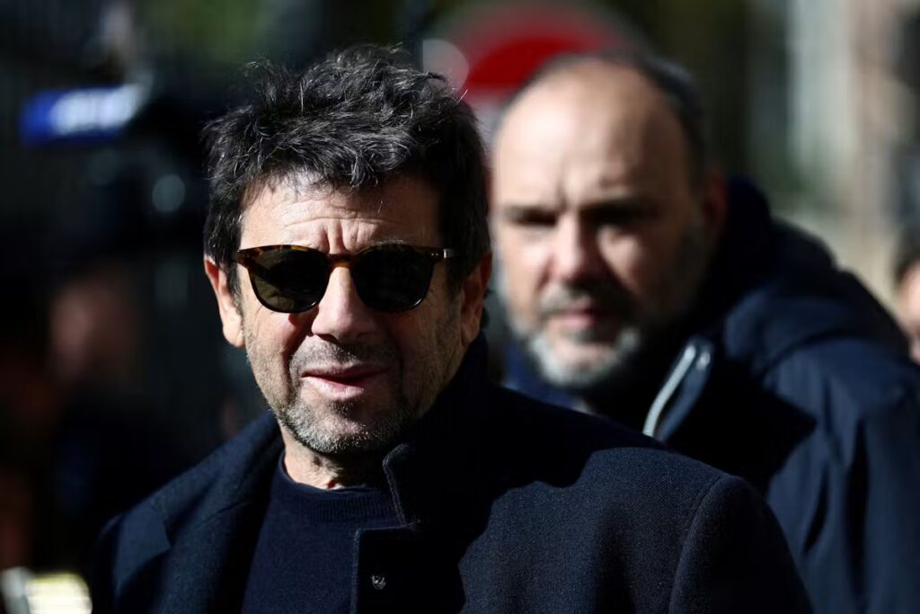 Patrick Bruel suit des soins psychologiques pour gérer son état de santé mental.