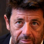 Affaire Patrick Bruel : le chanteur mis en examen, libre sous contrôle judiciaire.