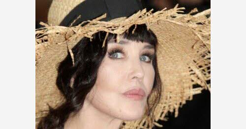 Isabelle Adjani analyse l’importance de l’histoire de Marilyn Monroe dans la culture contemporaine.