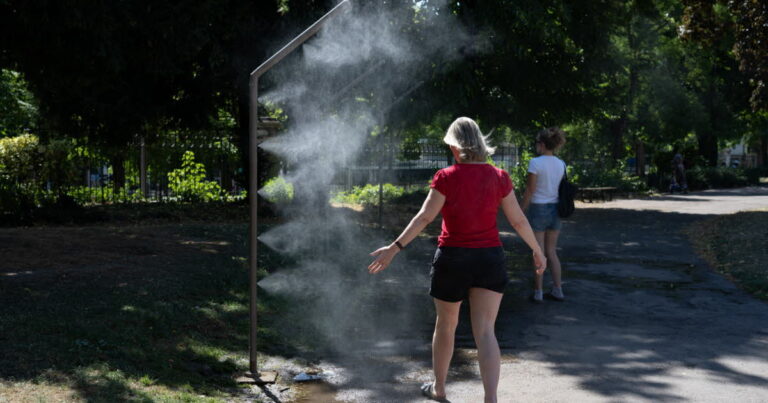 Canicule en France : des températures atteignant 41°C perturbent la Fête de la musique.
