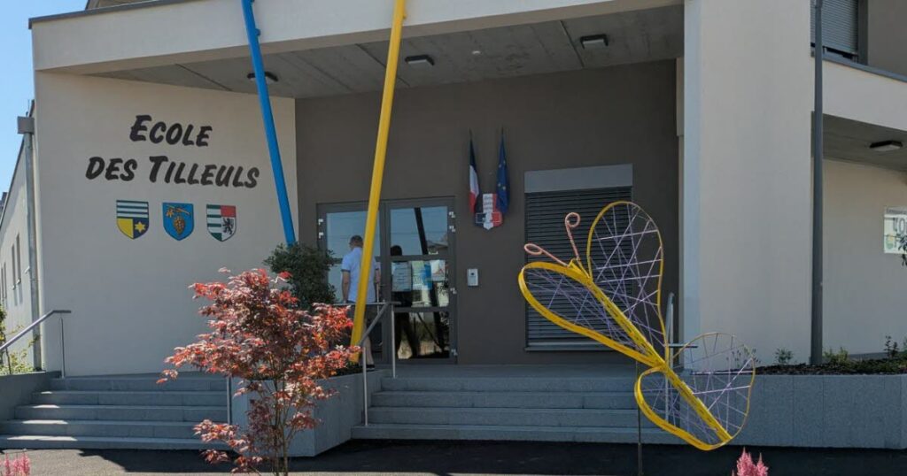 Hoffen présente sa nouvelle école maternelle et son accueil périscolaire.