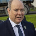 Le prince Albert II de Monaco assiste à l&rsquo;étape Dole-Belfort du Tour de France.