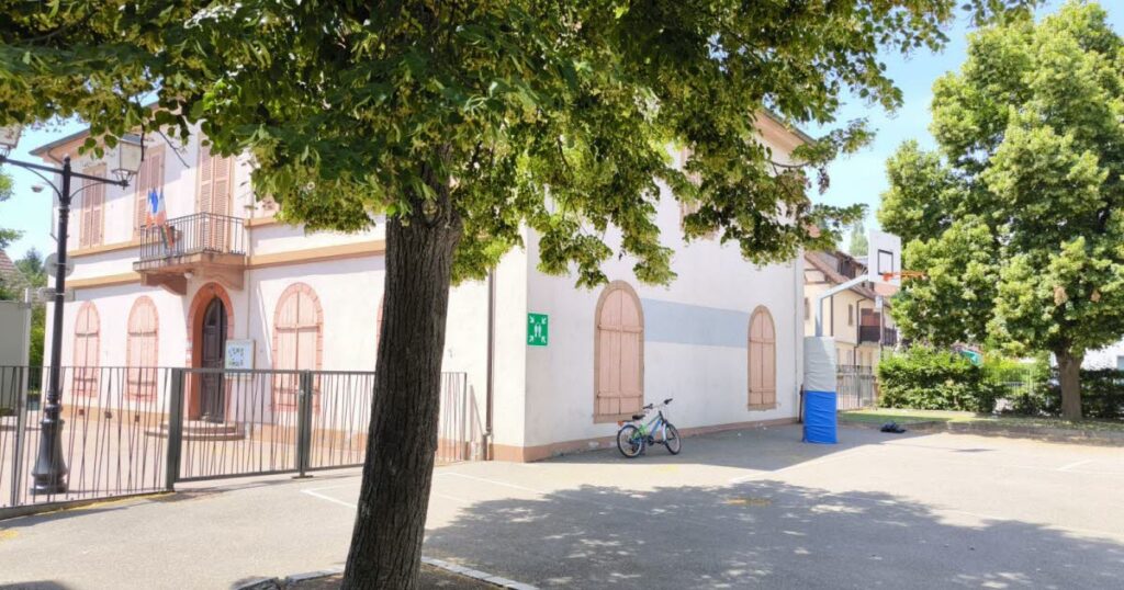 Canicule en Alsace : les écoles mettent en place des mesures d’urgence pour le maintien des cours.
