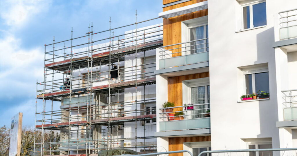 Copropriété : un tiers des projets de travaux rejetés en Assemblée Générale en France.