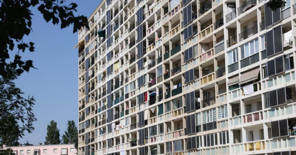 « À Mulhouse, les résidents des HLM confrontés à des températures élevées »