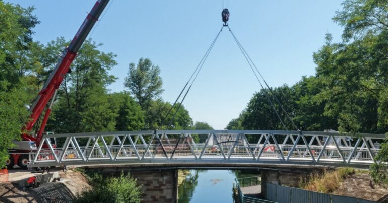 Wickerschwihr/Bischwihr : une passerelle pour les mobilités douces inaugurée après 44 ans d’attente.