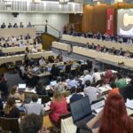 La Métropole de Lyon supprime les replays du conseil métropolitain, sans son ni image.