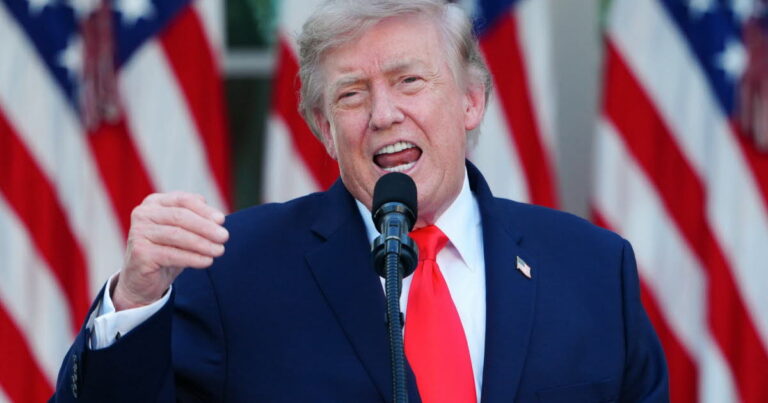 Les États-Unis frappent des cibles en Iran dans le cadre de la guerre au Moyen-Orient.