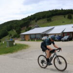 Le col du Haag, nouvel enjeu pour les coureurs sur la Route des Crêtes