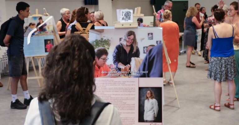 Pénurie de professionnels : une exposition met en lumière les métiers éducatifs et sociaux à Mulhouse.
