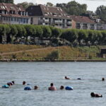 Un homme meurt après un malaise en nageant dans le Rhin à Bâle.