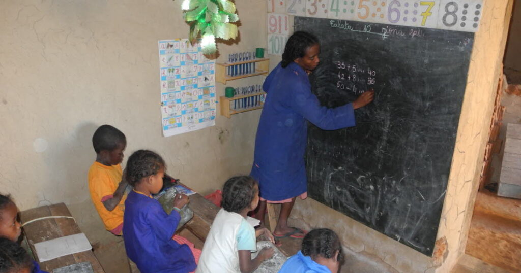 Vozama, ONG de Mulhouse, soutient l’éducation des enfants à Madagascar depuis trois décennies.