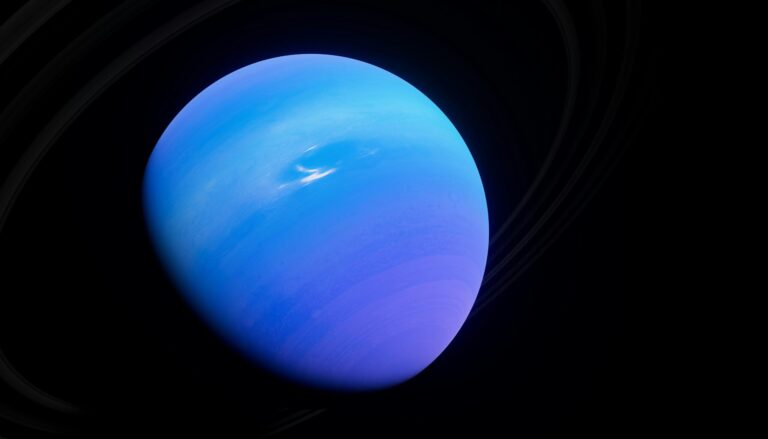 Uranus et Neptune : des géantes de glace reconsidérées par des chercheurs scientifiques