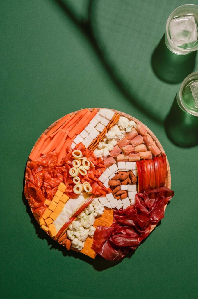 Plateau apéritif à Roland Garros : un repas convivial et rapide pour les spectateurs.