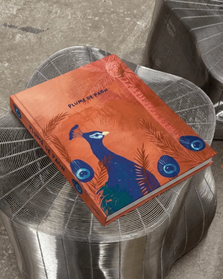 Plume de Paon : un art book poétique pour développer l’autonomie personnelle
