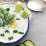 Recette traditionnelle du Cacik turc : ingrédients et préparation détaillés
